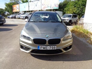 BMW 218d Advantage (Automata) 186ekm. Teljes szervízdokumentáció