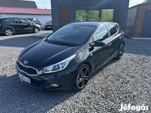 KIA CEE'D Full Extra! Kormány és Ülésfűtés.Végi...