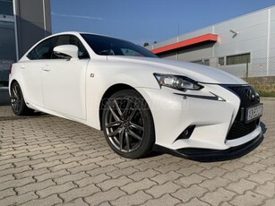 LEXUS IS 300h F-Sport&Safety (Automata) Nagy akksira 2Év garancia. Áfás