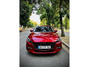 MAZDA 3 2.2 D Revolution TEMPOMAT / BŐRÜLÉS / BOSE / RADAR-TOLATÓKAMERA / ÜLÉS- ÉS KORMÁNYFŰTÉS / HOLTTÉ