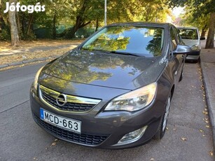 Opel Astra J 1.4 T Cosmo Magyar.1.tul.digit kli...