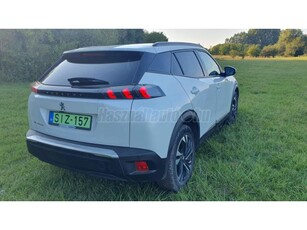 PEUGEOT 2008 e2008 50kWh Allure