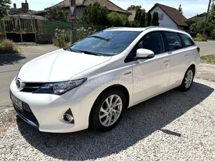 TOYOTA AURIS 1.8 HSD Active (Automata)