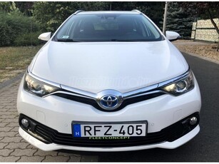 TOYOTA AURIS Touring Sports 1.8 HSD Active Trend (Automata) Mo.-i első tulajdonostól Garanciális hybrid akku Törésmentes Garantált km