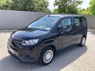 TOYOTA PROACE City Verso 1.2T Combi L1H1 [7 személy]