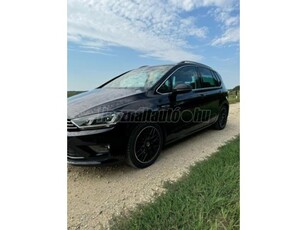 VOLKSWAGEN GOLF SPORTSVAN 2.0 TDI Highline DSG R-Line