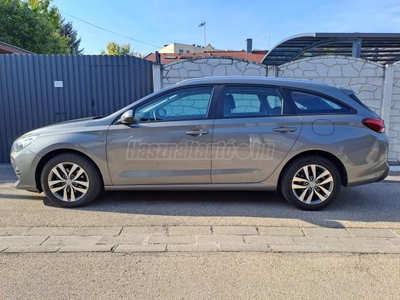 HYUNDAI I30 1.0 T-GDi Comfort Kamera Tempomat Mirrorlink Vezető asszisztensek