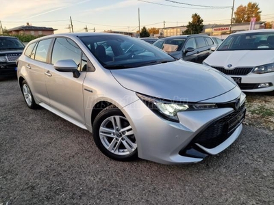 TOYOTA COROLLA Touring Sports 1.8 Hybrid Selection e-CVT Ülésfűtés! Sáv-Távtartó! Tolatókamera! Navi! Telefontükrözés!