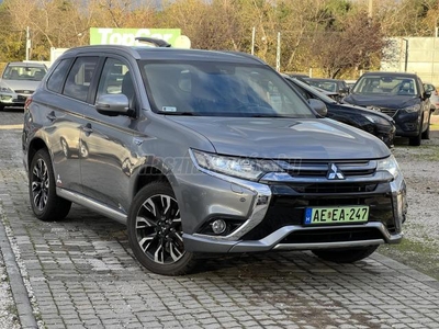 MITSUBISHI OUTLANDER 2.0 PHEV Instyle Navi 4WD CVT EU6 Led.360kamera.Távolságtartó