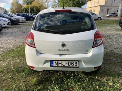 RENAULT CLIO III 1.5 dCi Société