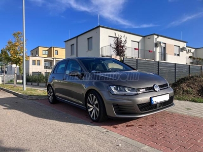 VOLKSWAGEN GOLF VII 2.0 TDI Highline GTD. Dynaudio/bőr/napfényt/ülésfűtés/adaptív tempomat/táblafelismerő