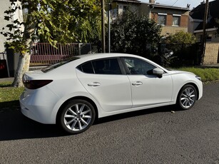 Eladó Mazda Mazda 3