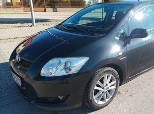 Eladó Toyota Auris