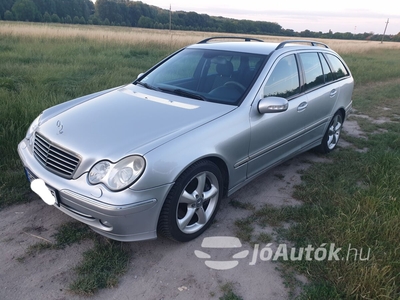 MERCEDES-BENZ C-osztály