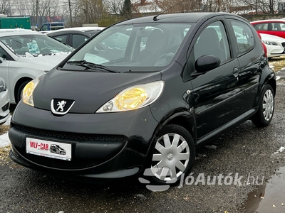 PEUGEOT 107