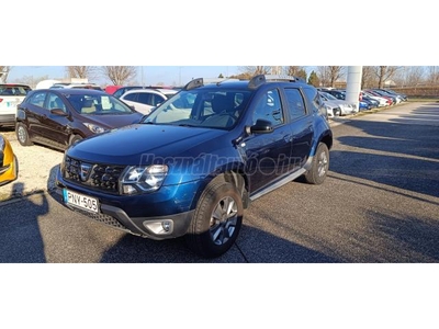 DACIA DUSTER 1.6 Black Shadow Mo-i! 101 e KM! NAVI! Tolatóradar! Ülésfűtés! Rendszeresen karbantartott!