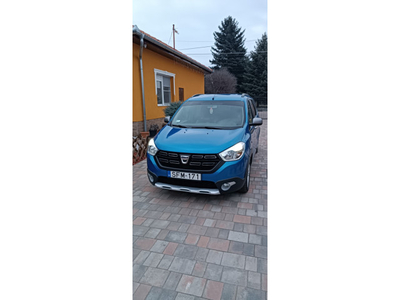 DACIA LODGY 1.5 Blue dCi Stepway (7 személyes )