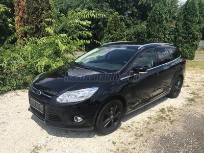 FORD FOCUS 1.6 SCTI Ecoboost Titanium Végig vez. szervízkönyv. 182 LE!!!