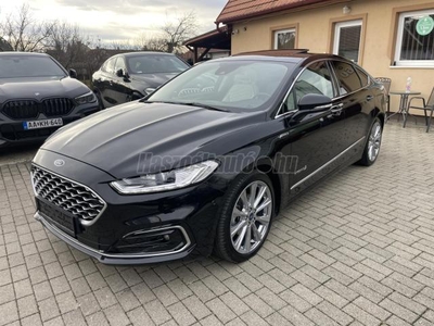 FORD MONDEO 2.0 FHEV Vignale eCVT BézsBőr/Napfénytető/Legmagasabb felszereltség