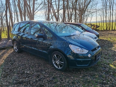 FORD S-MAX 2.0 TDCi Titanium