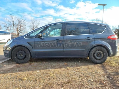 FORD S-MAX 2.0 TDCi Titanium