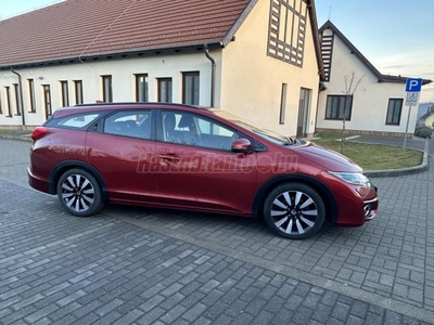 HONDA CIVIC Tourer 1.8 Sport ÜLÉSFŰTÉS-TEMPOMAT-VÉGIG VEZETETT SZ.KÖNYV