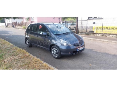 HONDA JAZZ 1.2 S My. 2005 Klíma