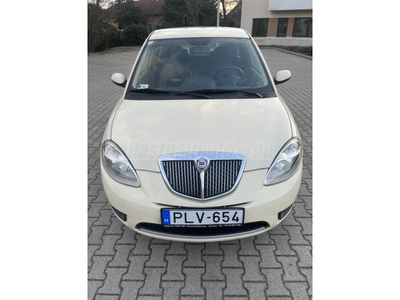 LANCIA YPSILON 1.2 8V Argento