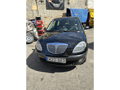 LANCIA YPSILON 1.2 Argento