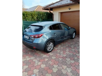 MAZDA 3 Sport 2.2 D Revolution Top