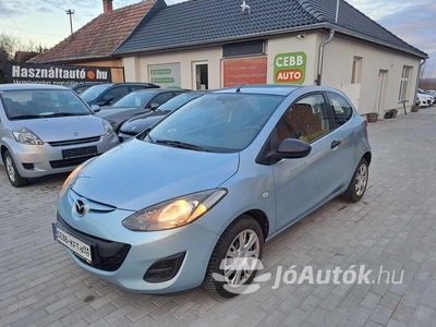 MAZDA Mazda 2