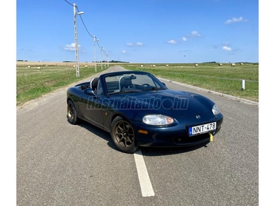 MAZDA MX-5 1.6i 16V Soft Top