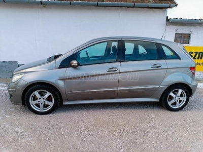 MERCEDES-BENZ B 180 CDI 125888 km! Szervizkönyv!