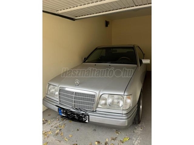 MERCEDES-BENZ CE 220 E 124