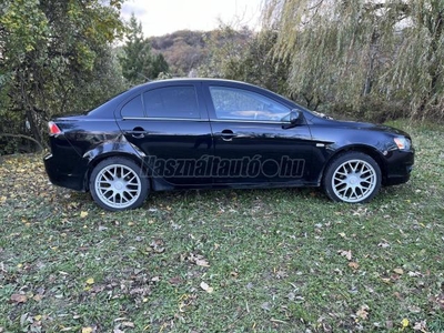 MITSUBISHI LANCER 1.8 DI-D Intense