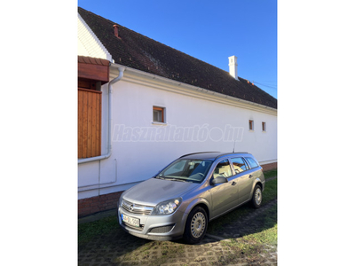 OPEL ASTRA H Caravan 1.6 Enjoy