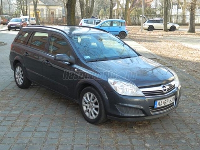 OPEL ASTRA H Caravan 1.9 CDTI Enjoy Végig vezetett szervizkönyv. tempomat. téli- nyári kerékgarnitúra!