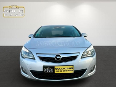 OPEL ASTRA J 1.4 T Sport