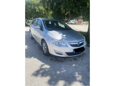 OPEL ASTRA J Sports Tourer 1.7 CDTI Enjoy