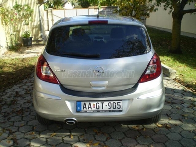 OPEL CORSA D 1.4 Sport