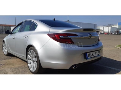 OPEL INSIGNIA 2.0 CDTI AWD Sport (Automata) Biturbó-194LE.magyarországi.szervizkönyv!