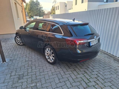 OPEL INSIGNIA Sports Tourer 2.0 CDTI