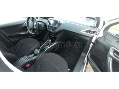 PEUGEOT 2008 1.2 PureTech Active S&S EAT6