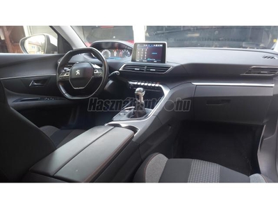 PEUGEOT 5008 1.2 PureTech Active S&S (7 személyes ) EURO6.3