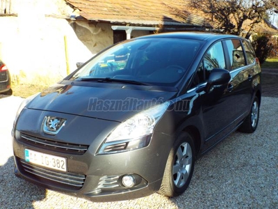 PEUGEOT 5008 2.0 HDi Premium