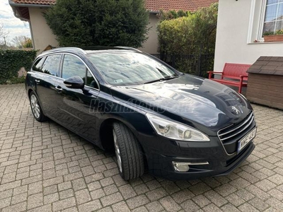 PEUGEOT 508 SW 2.0 HDi Allure 163 LE Vonóhorog. Panoráma tető. Head-up. E-H radar. Tempomat. Navi. 8 kerék