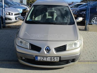 RENAULT MEGANE Limousine 1.4 Authentique Plus Magyar autó..Digit klíma