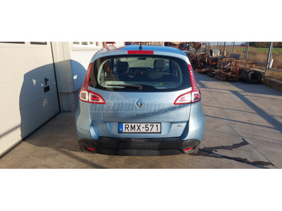 RENAULT SCENIC Scénic 1.5 dCi Dynamique