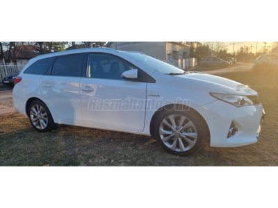 TOYOTA AURIS Touring Sports 1.8 HSD Lounge (Automata)