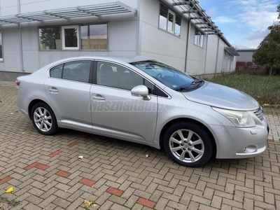 TOYOTA AVENSIS 2.0 D-4D Executive